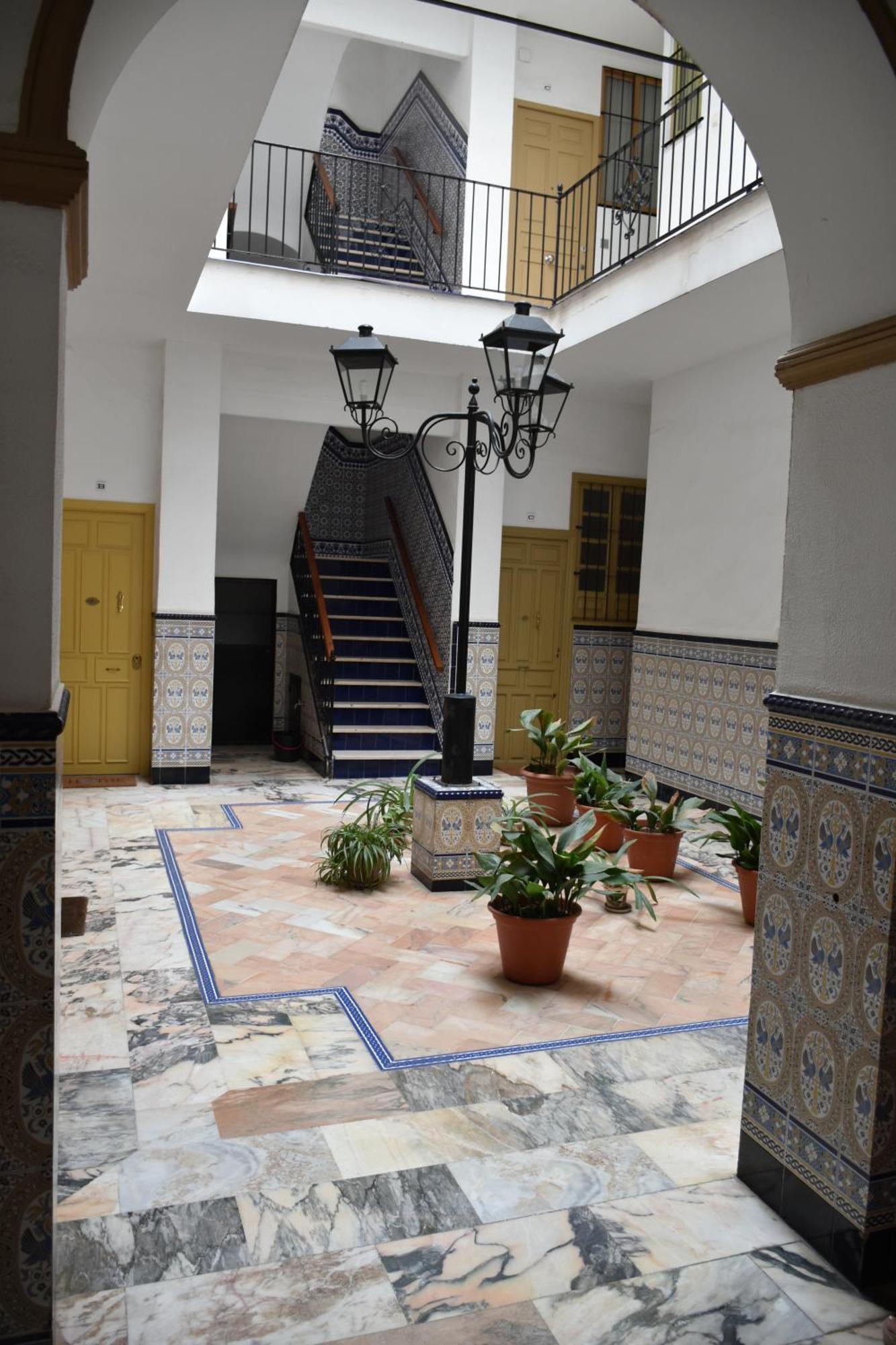 Puerta Carmona Appartement Sevilla Buitenkant foto