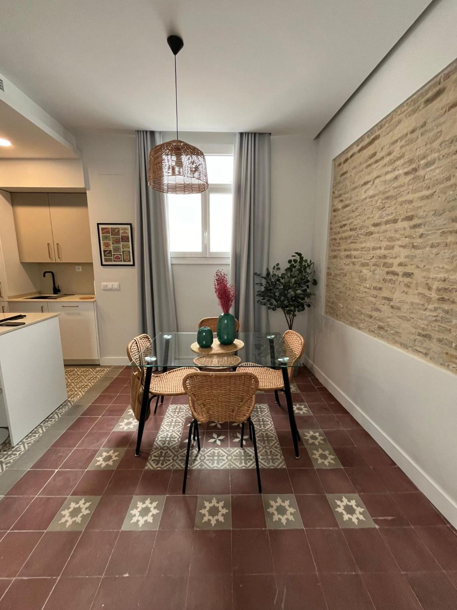 Puerta Carmona Appartement Sevilla Buitenkant foto