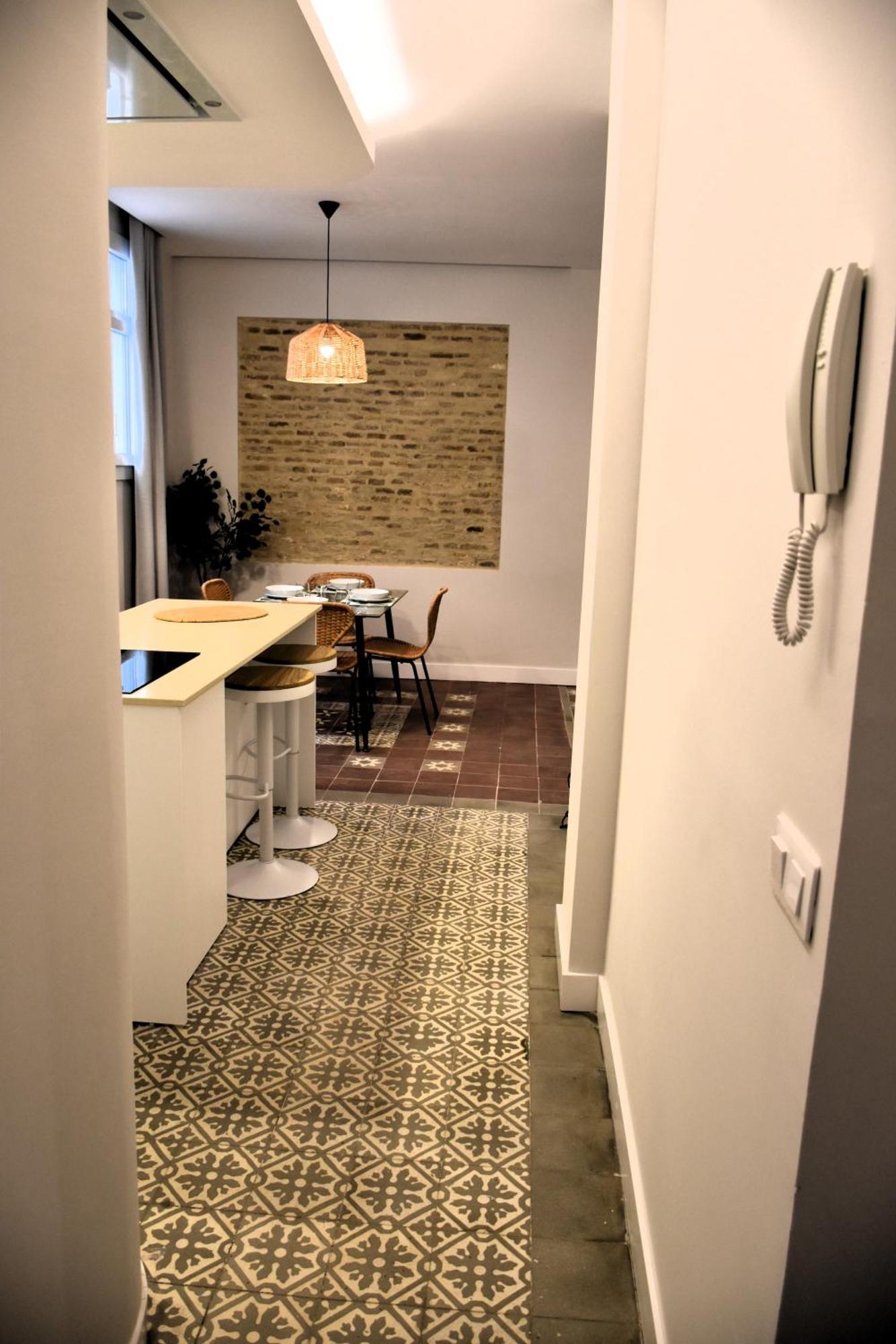 Puerta Carmona Appartement Sevilla Buitenkant foto